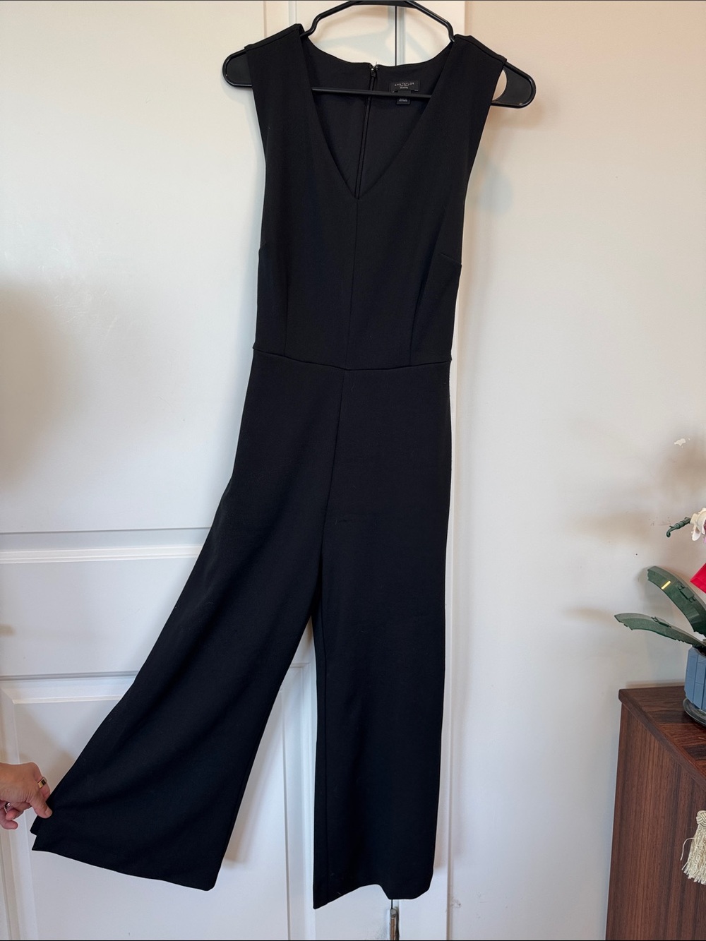 Sleeveless Black Wide-Leg Jumpsuit
